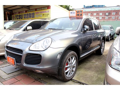 Porsche保時捷 Cayenne 