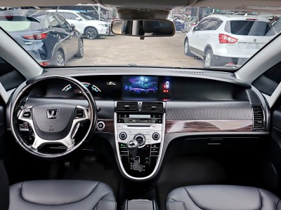 Luxgen  7 MPV 2014年 | TCBU優質車商認證聯盟