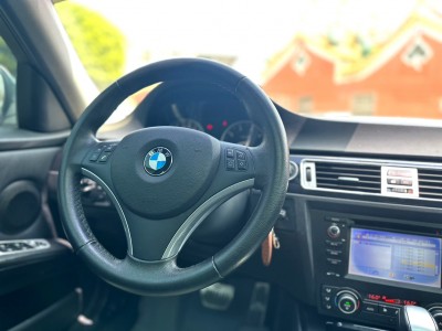 BMW/ 寶馬  3 SERIES  320i 2011年 | TCBU優質車商認證聯盟