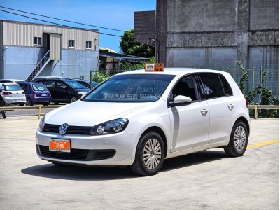 Volkswagen 福斯 Golf