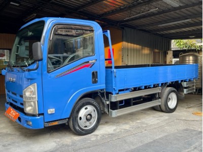 Isuzu Elf(一路發)