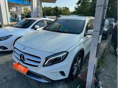 Mercedes-Benz/賓士 CLA200