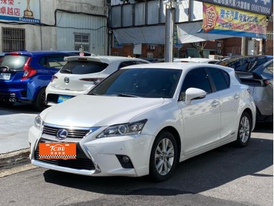 Lexus CT200H