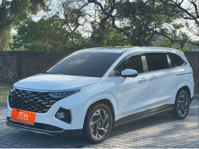 Hyundai Custin