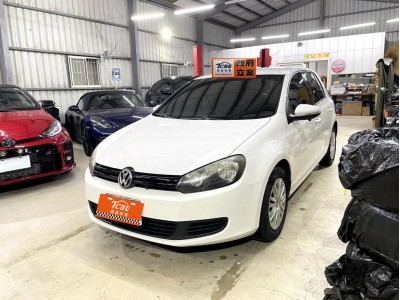 Volkswagen 福斯 Golf