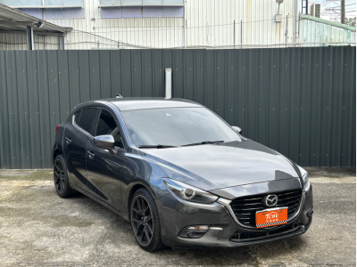 Mazda Mazda3