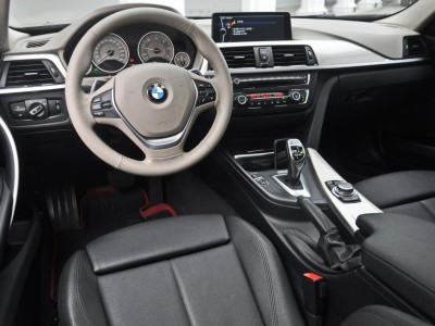 BMW/ 寶馬  3 SERIES  320d 2012年 | TCBU優質車商認證聯盟