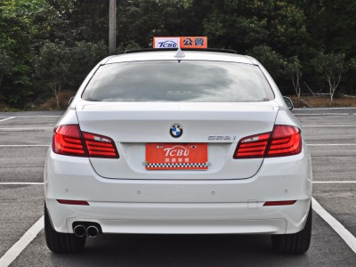 BMW/ 寶馬  5 SERIES  528i 2010年 | TCBU優質車商認證聯盟