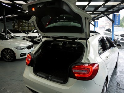 Mercedes-Benz/賓士  A-CLASS  A200d 2012年 | TCBU優質車商認證聯盟