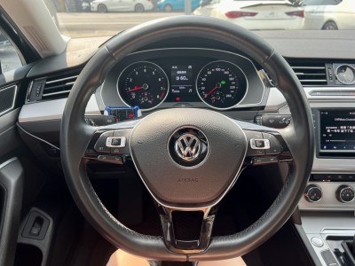 Volkswagen 福斯  Passat 2015年 | TCBU優質車商認證聯盟