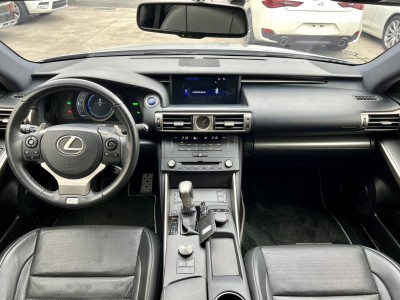 Lexus  IS 2015年 | TCBU優質車商認證聯盟