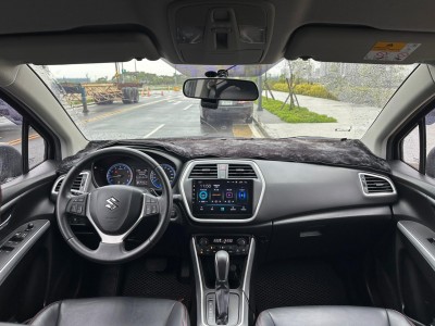 Suzuki  SX4 2016年 | TCBU優質車商認證聯盟
