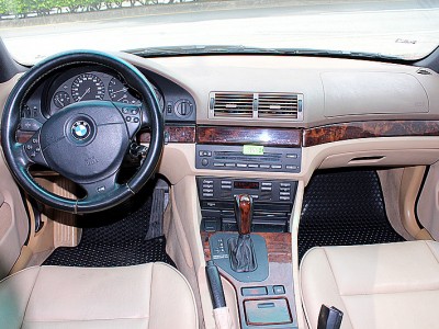BMW/ 寶馬  5 SERIES  520iA 2001年 | TCBU優質車商認證聯盟