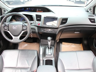 Honda  Civic 2015年 | TCBU優質車商認證聯盟