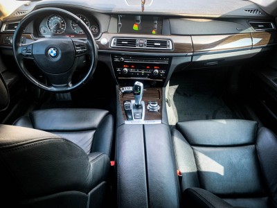 BMW/ 寶馬  7 SERIES  740Li 2010年 | TCBU優質車商認證聯盟