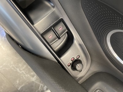 Audi  R8 2010年 | TCBU優質車商認證聯盟