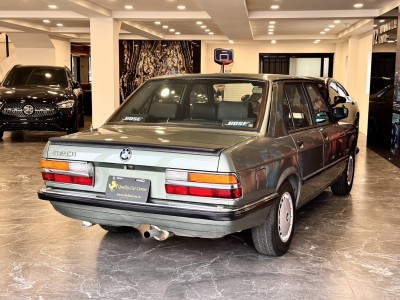 BMW/ 寶馬  5 SERIES  520i 1986年 | TCBU優質車商認證聯盟