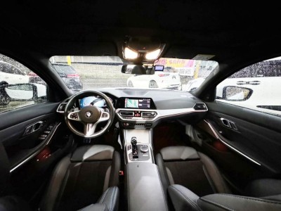 BMW/ 寶馬  3 SERIES  330i 2021年 | TCBU優質車商認證聯盟