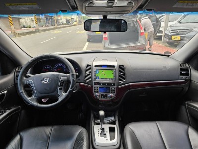 Hyundai  Santa Fe 2012年 | TCBU優質車商認證聯盟