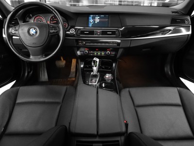 BMW/ 寶馬  5 SERIES  523i 2011年 | TCBU優質車商認證聯盟