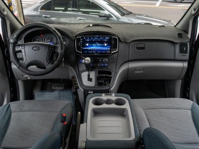 Hyundai  Starex 2016年 | TCBU優質車商認證聯盟