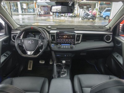Toyota  RAV4 2017年 | TCBU優質車商認證聯盟