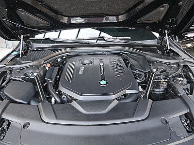 BMW/ 寶馬  7 SERIES  740Li 2017年 | TCBU優質車商認證聯盟