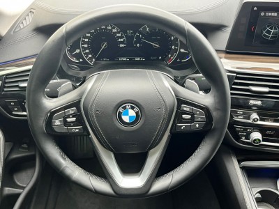 BMW/ 寶馬  5 SERIES  520i 2017年 | TCBU優質車商認證聯盟